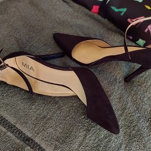 Mia Black Faux Suede Heels